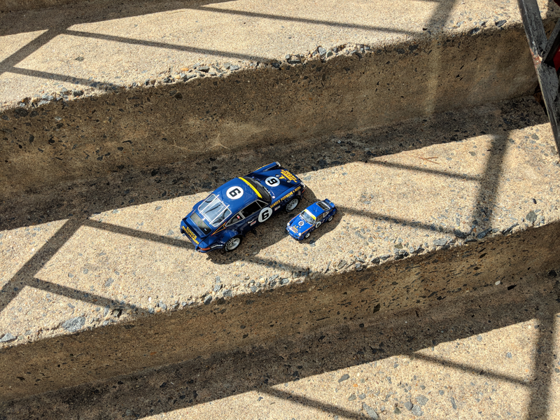 Illustration for article titled Happy Birthday To Me: Sunoco Blue Porsche 911 2.7RSR